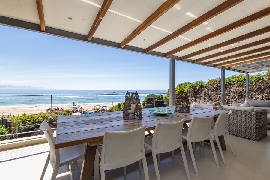 4 Bedroom Property for Sale in Plettenberg Bay Central Western Cape